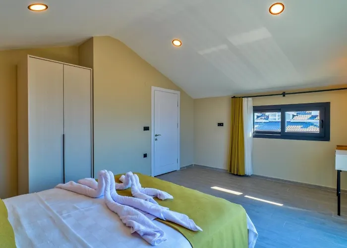 4 Bedroom - 3047 וילה