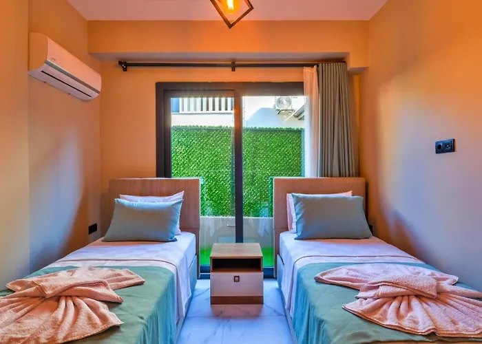 4 Bedroom - 3047 וילה *