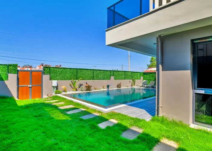 4 Bedroom - 3047 וילה